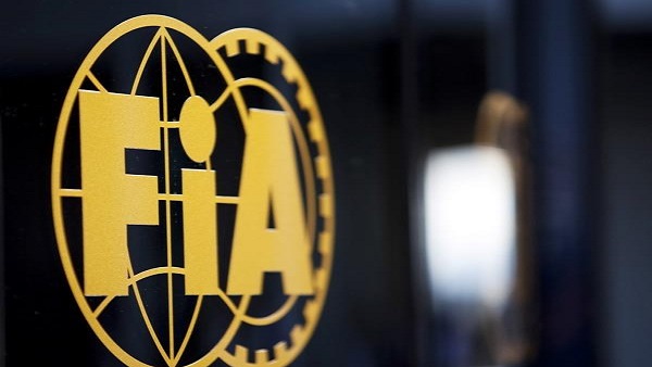 Na Pista: A Estrutura Federativa do Automobilismo