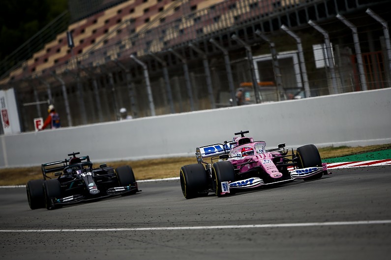 Na pista: as cores das Mercedes